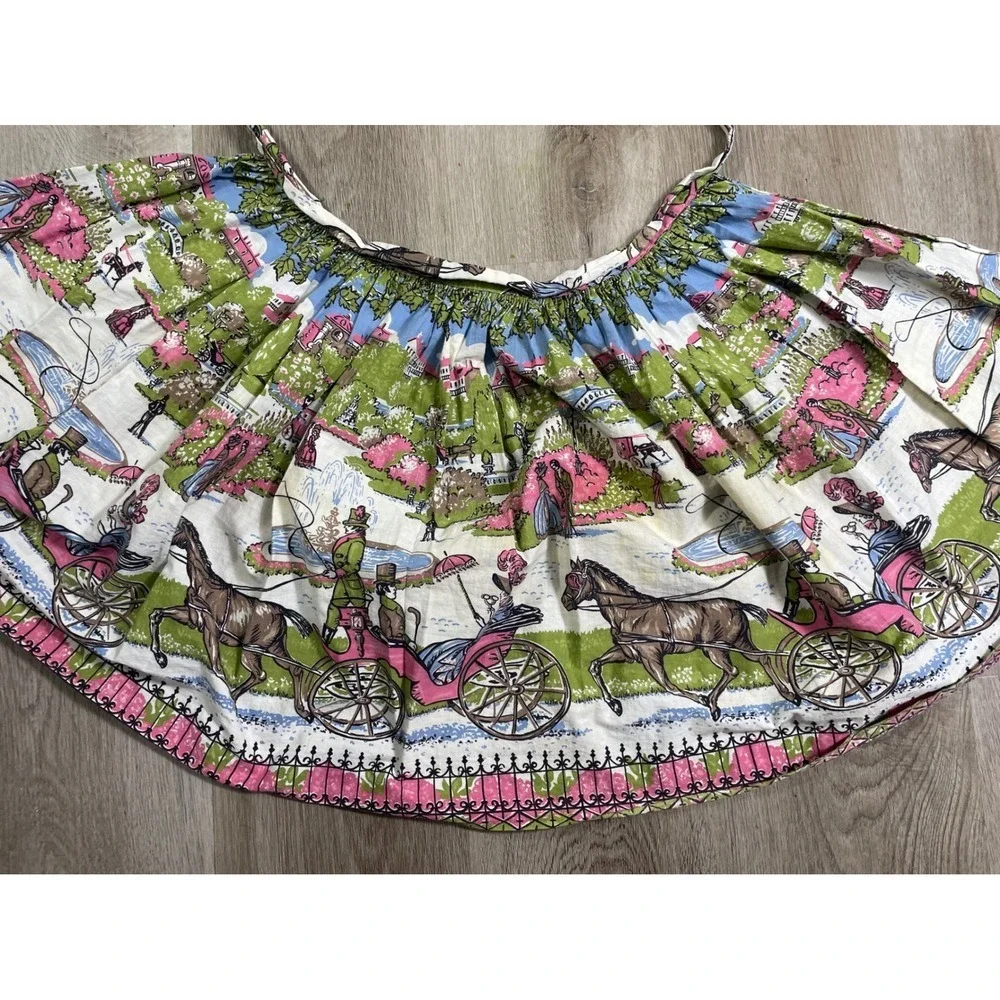Vintage 1950s Half Apron Scenic Horse Carriage Print Pink Green 17x17